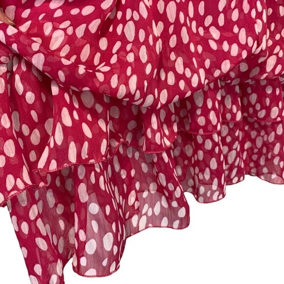 Model France Pink Polka Dot and Ruffles Sleeveless Top - Picture 4 of 8